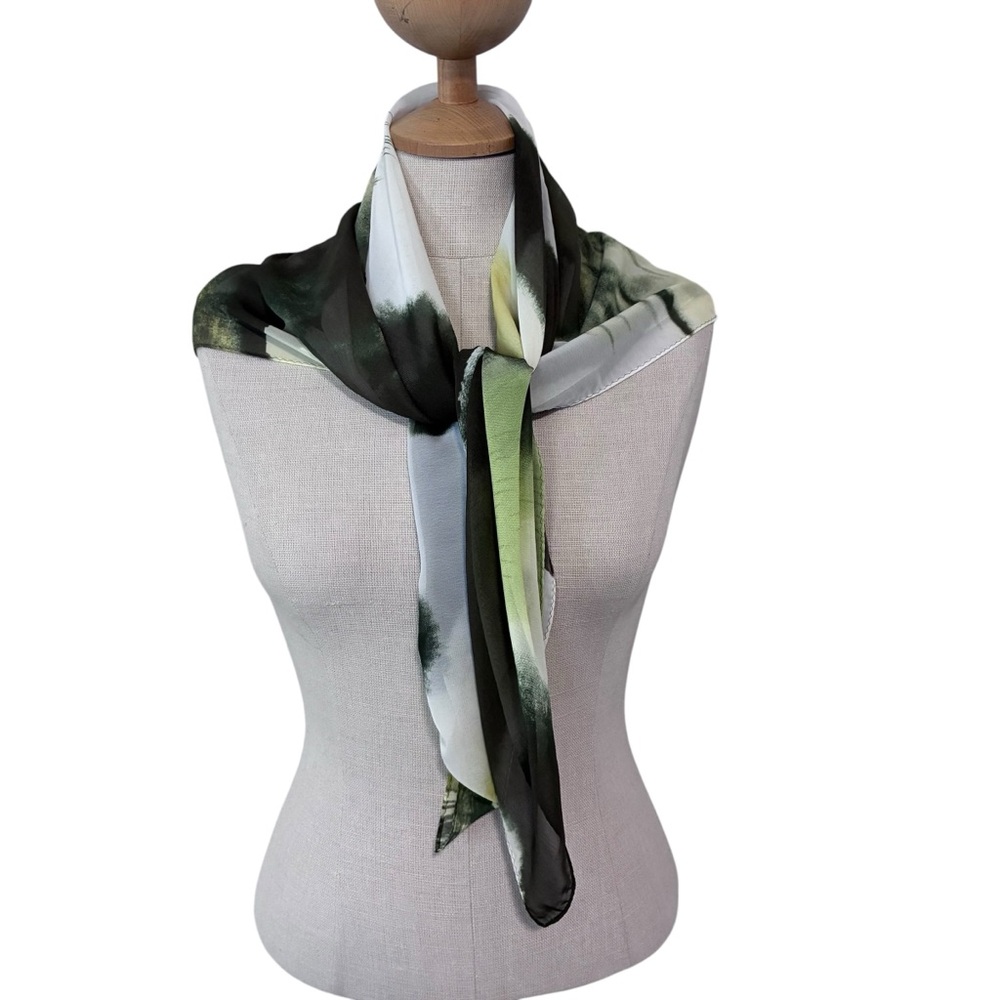 Simply Vera Wang Green Ombre Silk-Feel Scarf